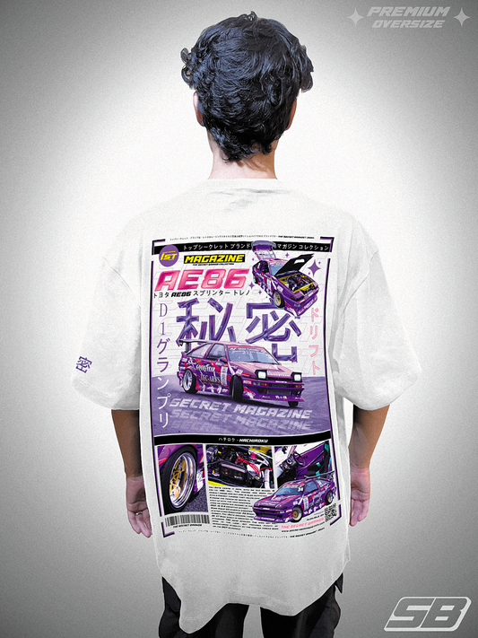PLAYERA PREMIUM OVERSIZE AE86 D1 GRAND PRIX: 1st Ed.